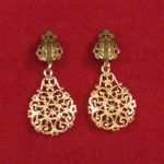 Vintage Gold Tone Filigree Teardrop Dangle Clip On Earrings - Image 2