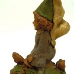 Tom Clark Gnome “Jennie” Item #84 Retired Ed #37 - Image 2